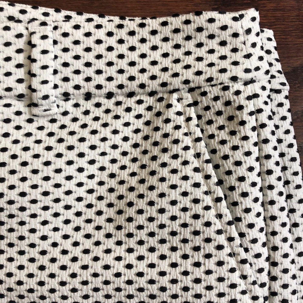 Patterned Loft Shorts - Picture 3 of 6